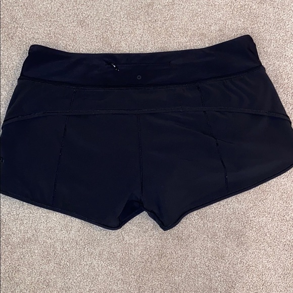 Lululemon Speed Up shorts 🍋 - Picture 5 of 7